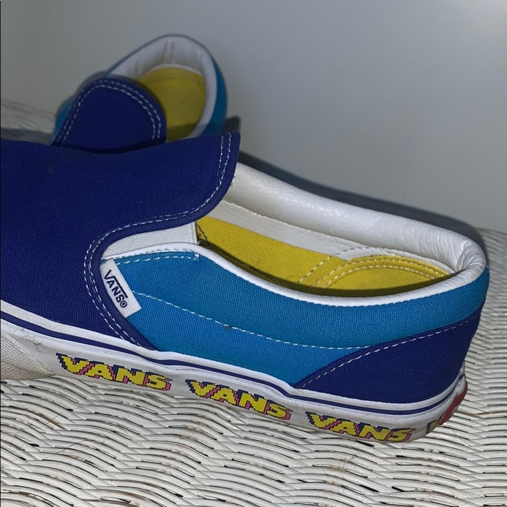 Blue arcade vans